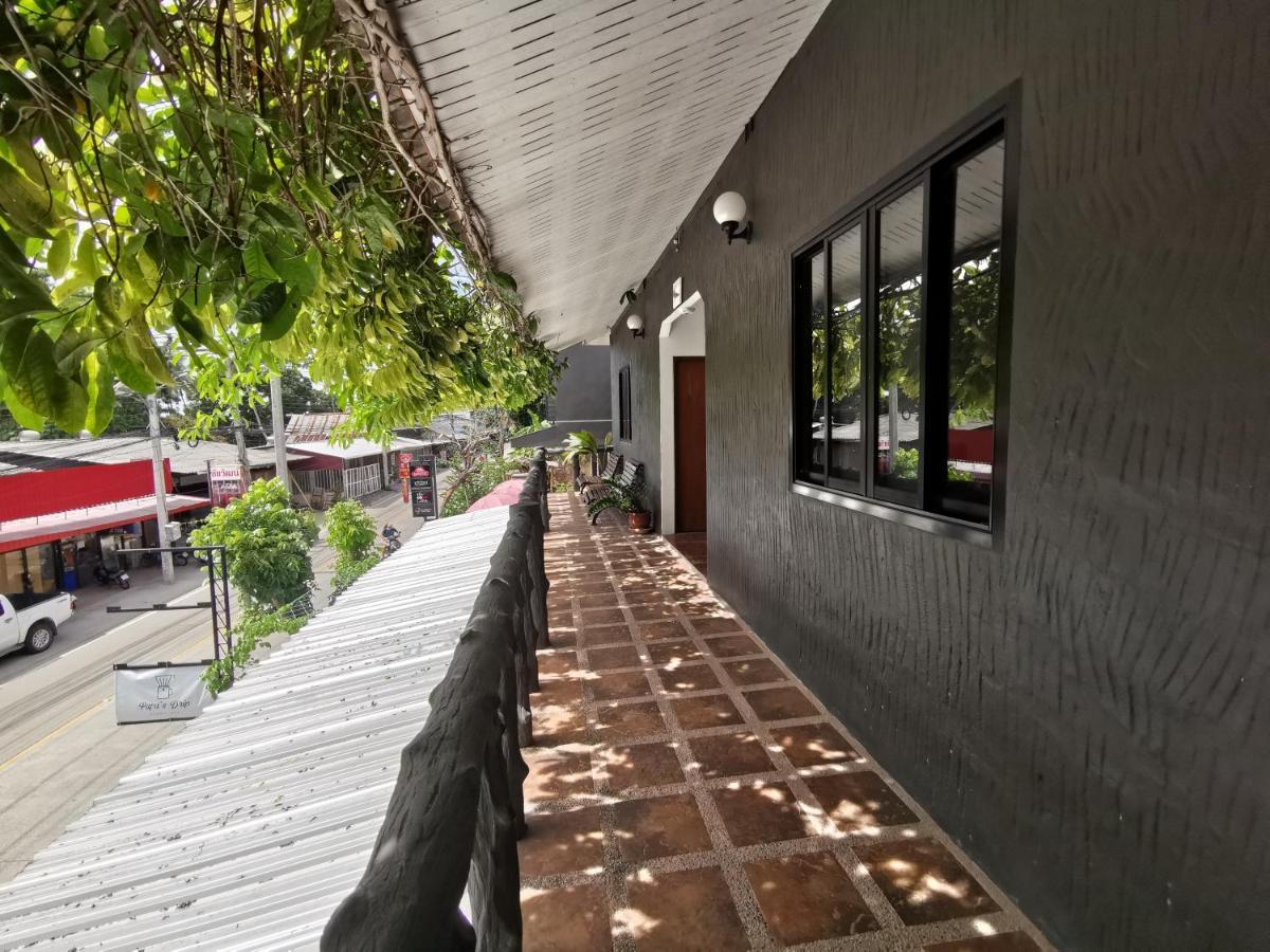 Baan Rock Inn Koh Tao Extérieur photo